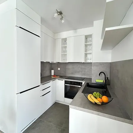 Apartment Midori *